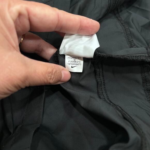 Nike Trail Repel Woman's Black Reflective Running Vest Size M - Picture 12 of 12